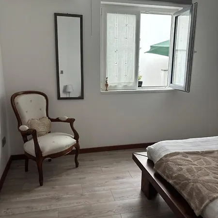 Casinha Da Aurora * Pedorido